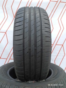 16 21560 Goodyear Efficient Grip Performance 10-15%1_11zon