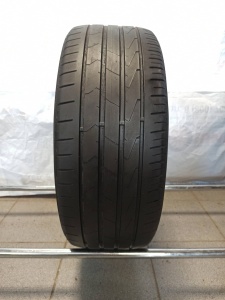 17 22545 Hankook Ventus Prime 3 20-25% 3-min