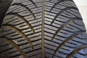 R20-195-55-Goodyear-Vector-4seasons-Gen-2-Indeks-predkosci-H-do-210-km-h