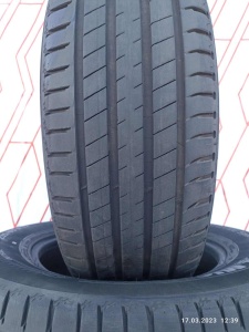 17 23565 Michelin Latitude Sport 3 10-15%1_11zon