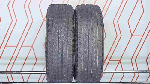 Шины Bridgestone Blizzak Revo1 215/60 R16 -- б/у -