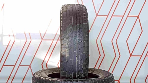 Шины Yokohama Ice Guard IG20 215/60 R17 -- б/у -