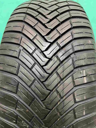 Шины Continental AllSeasonContact 205/55 R16 -- б/у 5