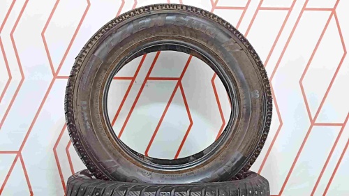 Шины Kumho I'Zen Stud Snow KW11 185/65 R14 -- б/у 3.5