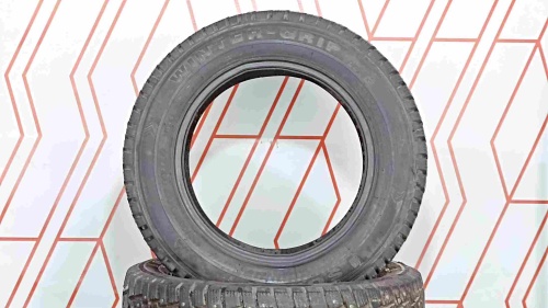 Шины Sunny Winter Grip 195/65 R15 -- б/у 3.5