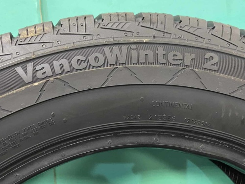 Шины Continental VancoWinter 2 205/65 R16C -- б/у 6