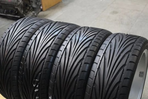 Шины Toyo Proxes T1-R 195/50 R15 -- б/у 6