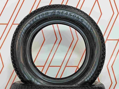 Шины Goodyear Vector 4Seasons GEN-2 215/60 R16 -- б/у 5