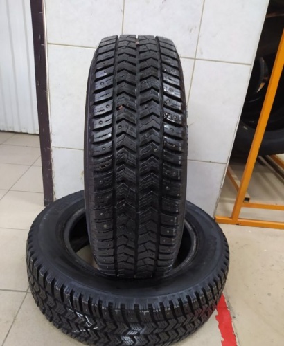 Шины Vredestein Arctrac 195/65 R15 -- б/у 5