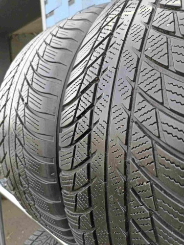 Шины Bridgestone Blizzak LM-001 225/45 R18 -- б/у 5