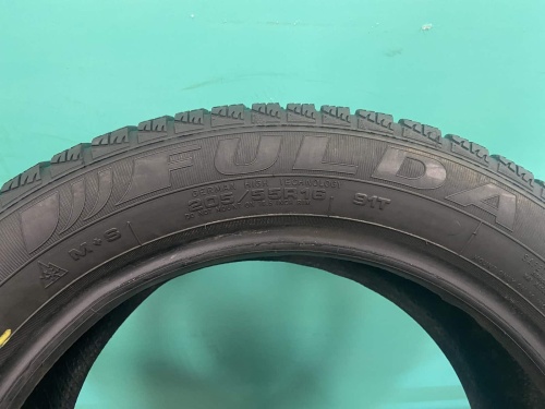 Шины Fulda Kristall Montero 3 205/55 R16 -- б/у 5