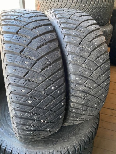 Шины Goodyear UltraGrip Ice Arctic 205/55 R16 -- б/у 3.5