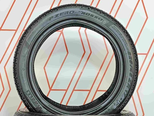 Шины Pirelli P Zero Rosso 225/45 R17 -- б/у 5.5