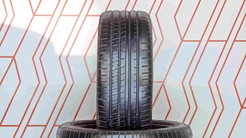 Шины Kumho ECSTA KU19 245/45 R18 -- б/у 5