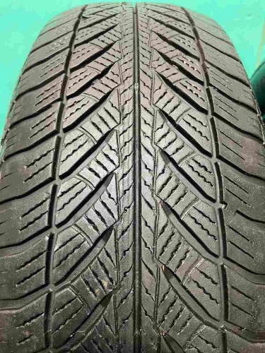 Шины Goodyear UltraGrip 8 205/65 R16 -- б/у 5