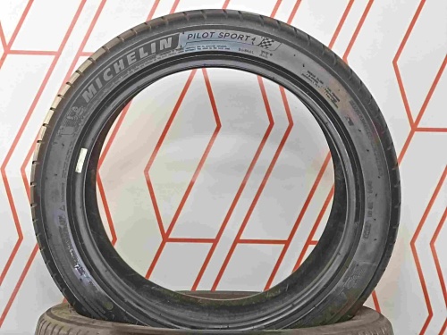 Шины Michelin Pilot Sport 4 225/45 R17 -- б/у 3.5