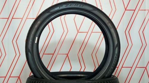 Шины Pirelli P Zero PZ4 245/35 R20 -- б/у 5