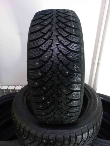 Шины Nokian Tyres Hakkapeliitta 4 205/50 R17 -- б/у 3.5