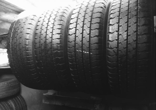 Шины Goodyear Cargo G26 215/65 R16C -- б/у 3