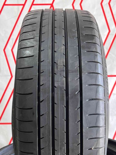 Шины Yokohama BluEarth E70 215/45 R17 87W б/у 5